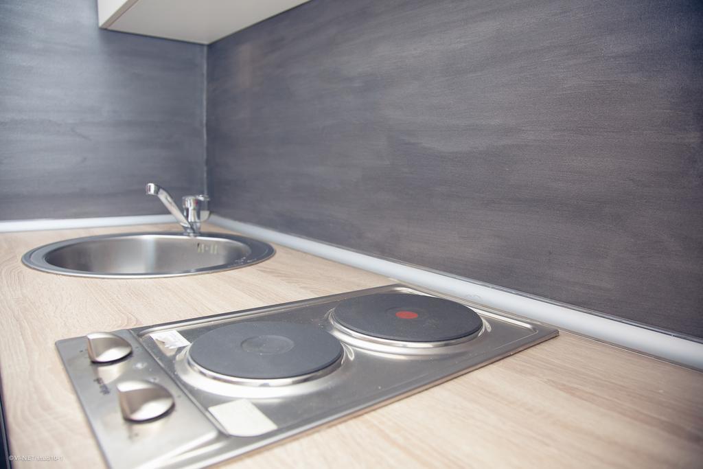 Apartments Konak Високо Екстериор снимка